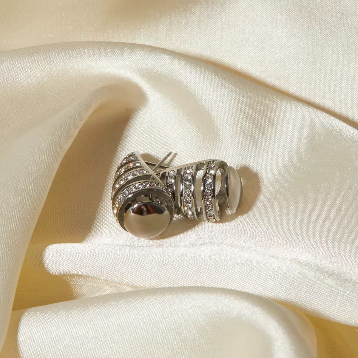 The Alessia Earrings thumbnail 3