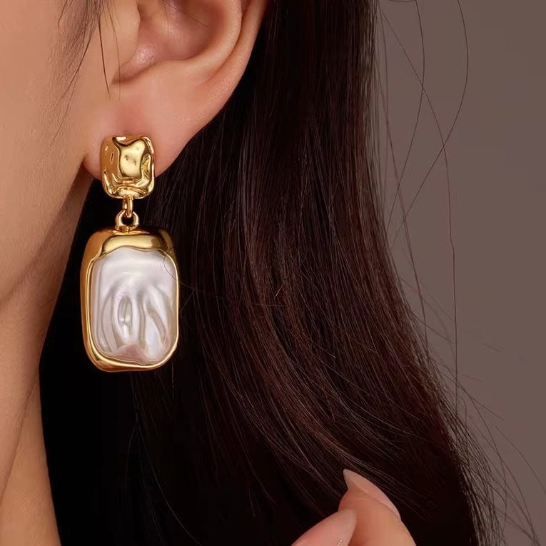 The Claire Drop Earrings thumbnail 3