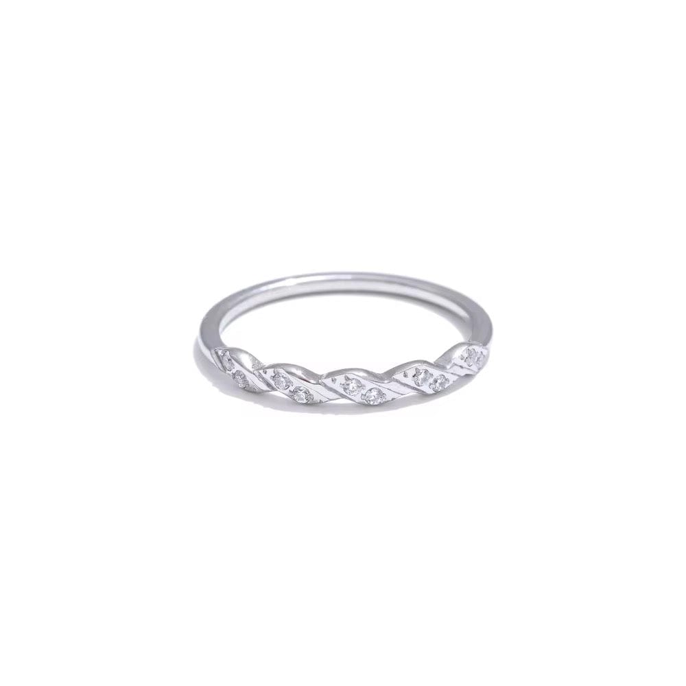 The Elodie ring thumbnail 1