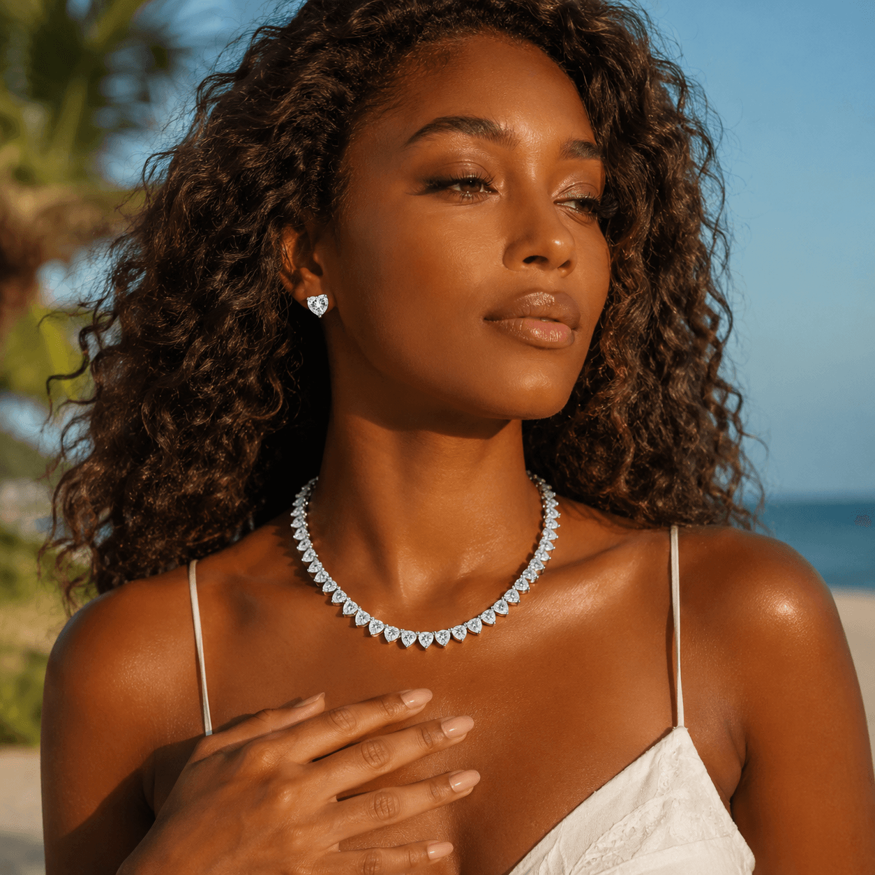 How to Choose Jewelry Based on Your Skin Tone (Complete Luxury Guide)