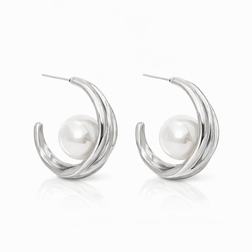 The Leana Pearl Hoops Earrings - Image 1